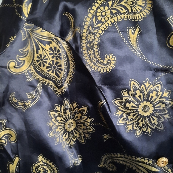Vintage Satin Oriental Style Robe - Picture 9 of 10